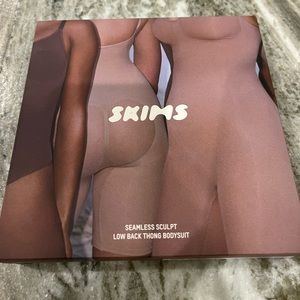 SKIMS Seamless Sculpt Low Back Thong Bodysuit